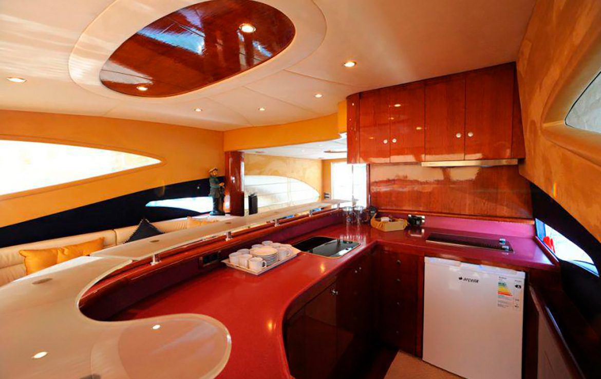 Alanya Yacht Rental 22m Princess 56